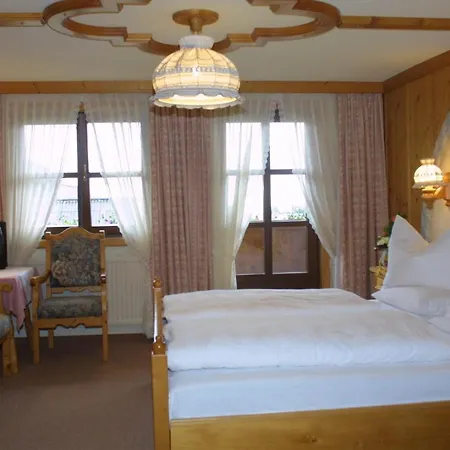 Neuwirt Hotel 4*