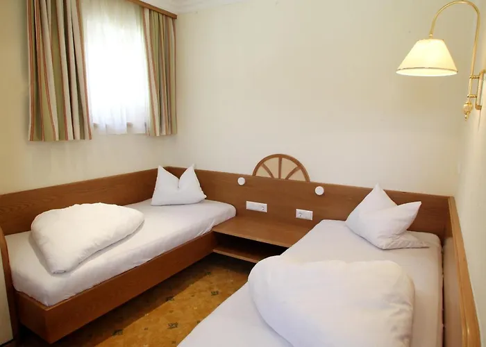 Neuwirt Hotel 4*
