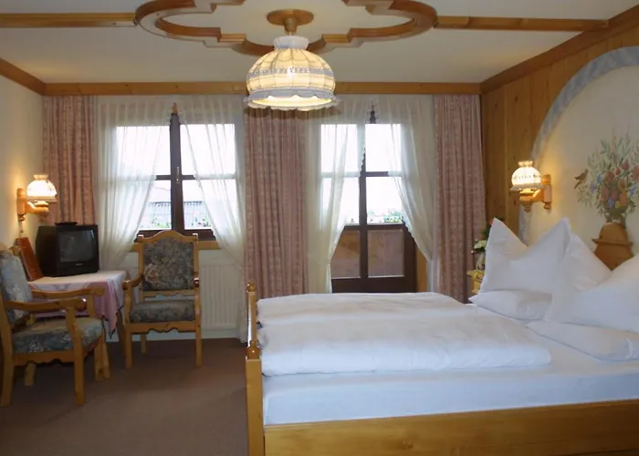 Neuwirt Hotel 4*